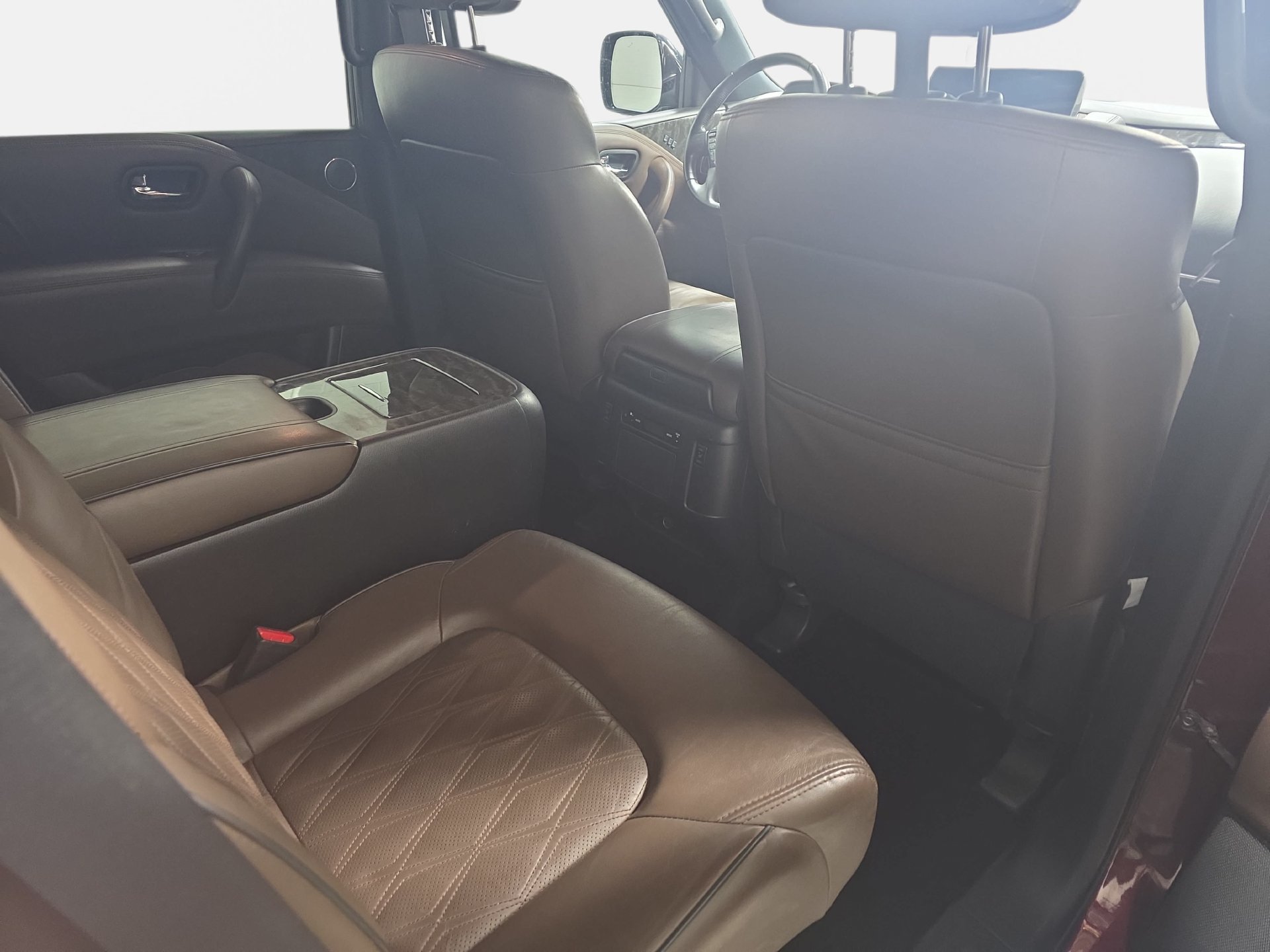 Used 2022 Nissan Armada Platinum w/ Captain's Chairs Package AWD/4WD image 11