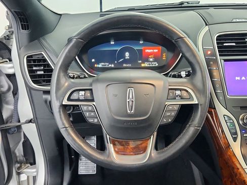Used 2019 Lincoln Nautilus Reserve AWD/4WD image 19