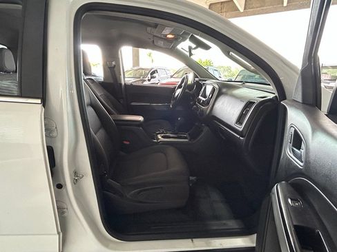 Used 2017 Chevrolet Colorado LT w/ LT Convenience Package RWD image 30