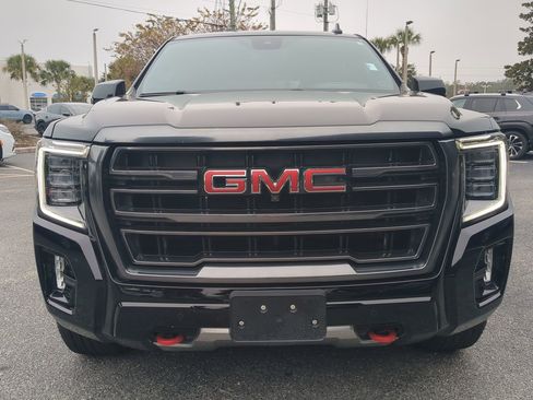 Used 2023 GMC Yukon AT4 w/ AT4 Premium Plus Package image 8