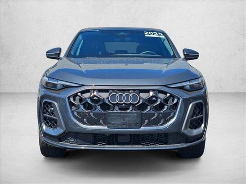 Certified 2025 Audi Q5 Premium Plus w/ Premium Plus AWD/4WD image 2