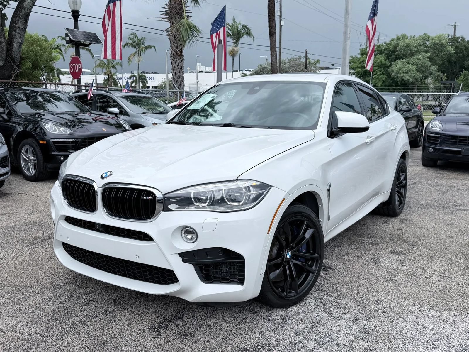 Used 2016 BMW X6 M AWD/4WD image 1