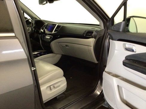 Used 2017 Honda Pilot Elite image 15