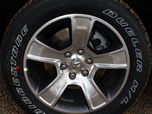 New 2026 RAM 1500 Express image 9