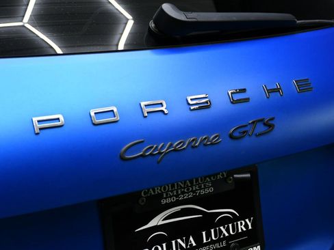 Used 2017 Porsche Cayenne GTS AWD/4WD image 12