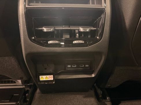 New 2026 Jeep Grand Cherokee Laredo image 21