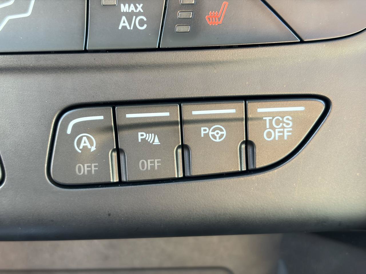 Used 2017 Ford Escape Titanium w/ Equipment Group 301A FWD image 30