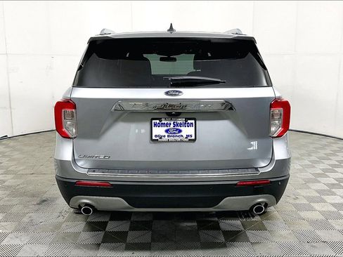 Used 2022 Ford Explorer Limited w/ Equipment Group 301A image 4