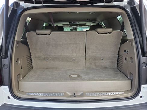 Used 2019 Chevrolet Tahoe LT AWD/4WD image 18