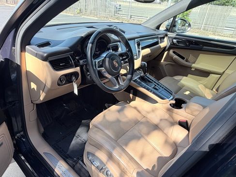 Used 2018 Porsche Macan S AWD/4WD image 11