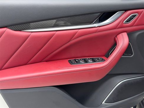 Used 2021 Maserati Levante S GranSport image 38