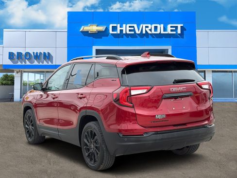 Used 2023 GMC Terrain SLT w/ Elevation Edition FWD image 4
