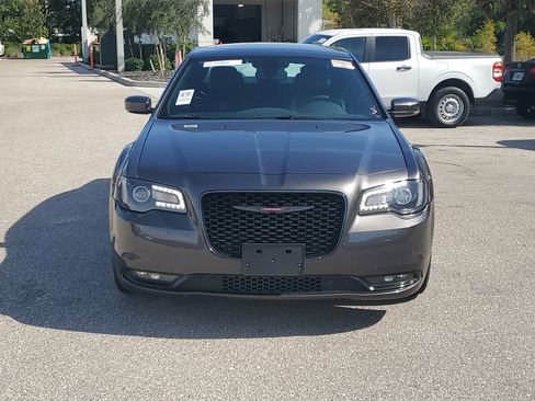Used 2023 Chrysler 300 S image 2