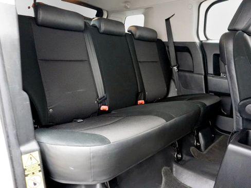 Used 2010 Toyota FJ Cruiser 2WD image 19