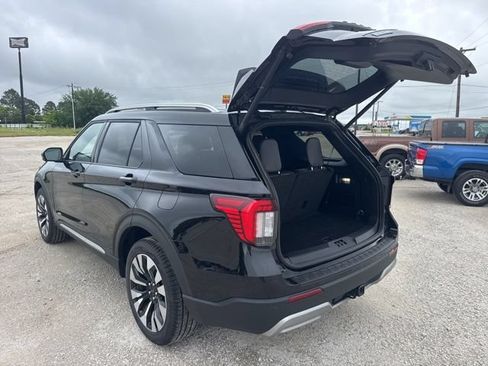 Used 2026 Ford Explorer Platinum w/ LUX Leather Package AWD/4WD image 4