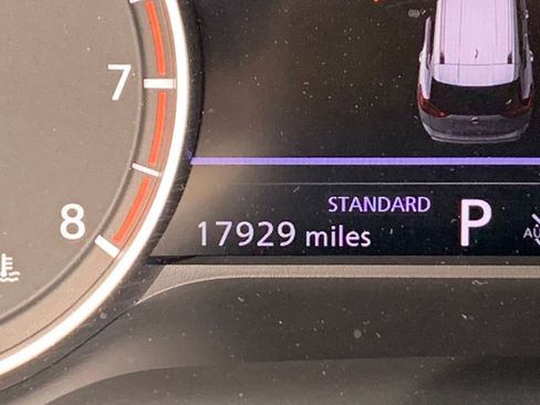 Used 2025 Nissan Rogue SV image 21