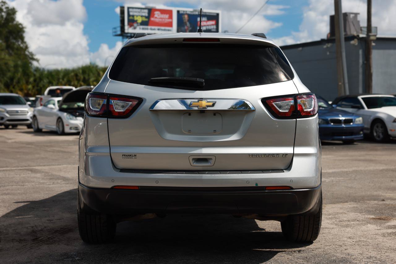 Used 2015 Chevrolet Traverse LT FWD image 7
