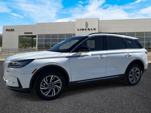 New 2026 Lincoln Corsair Premiere image 7