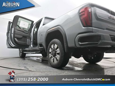 New 2026 GMC Sierra 2500 Denali w/ Denali Reserve Package AWD/4WD image 35