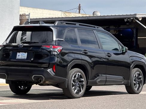 Certified 2025 Subaru Forester Limited image 5