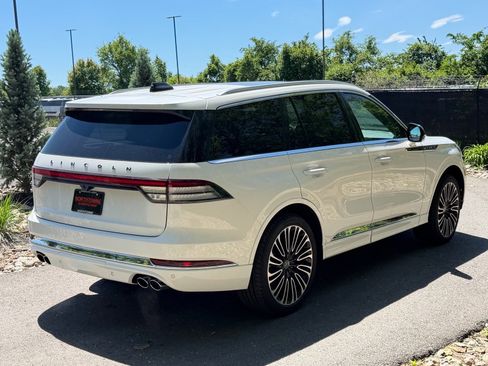 New 2026 Lincoln Aviator Black Label AWD/4WD image 5