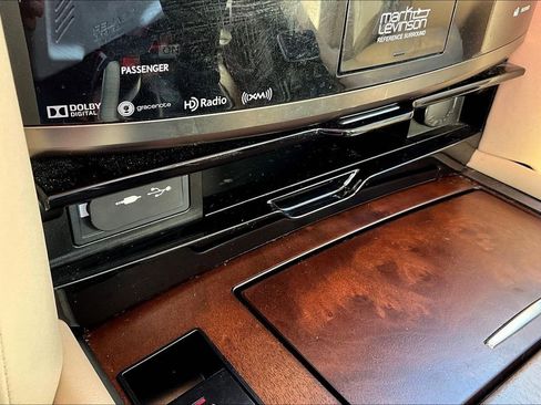 Used 2018 Lexus LX 570 4WD image 30