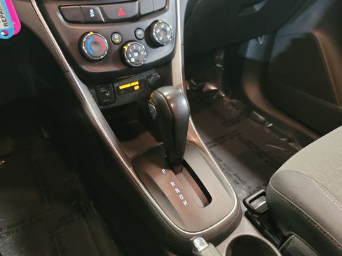 Used 2020 Chevrolet Trax LS w/ Tint and Cruise Package image 17
