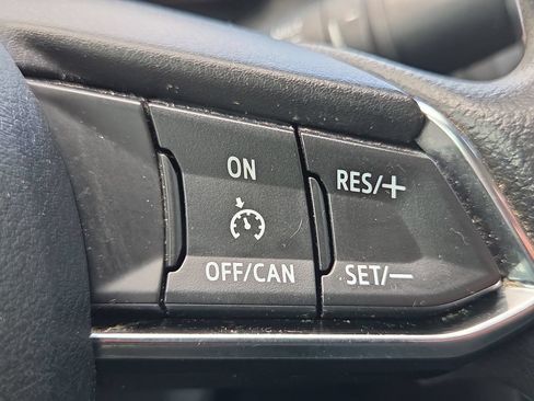 Used 2018 MAZDA MAZDA3 Sport w/ Preferred Equipment Package FWD image 31