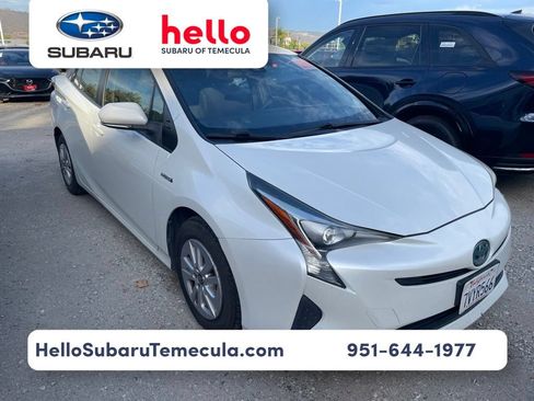 Used 2017 Toyota Prius Two w/ Carpet Mat Package FWD image 1