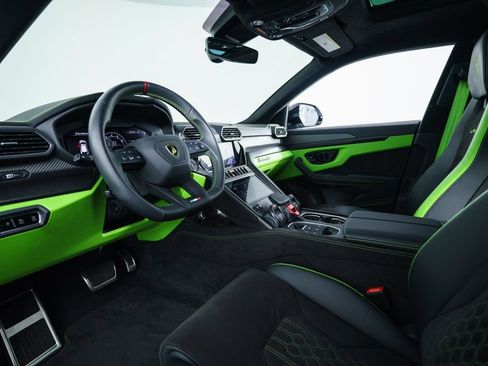 Used 2024 Lamborghini Urus S AWD/4WD image 4