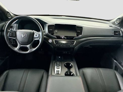 Used 2025 Honda Ridgeline TrailSport image 13