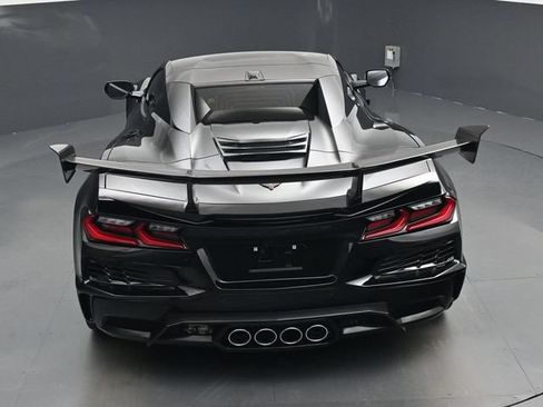 Used 2026 Chevrolet Corvette ZR1 w/ ZR1 Carbon Fiber Aero Package RWD image 23
