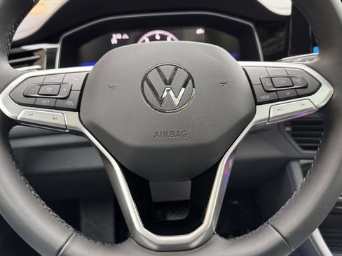 New 2025 Volkswagen Jetta SE image 22