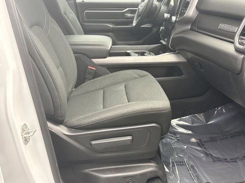 Used 2025 RAM 1500 Big Horn AWD/4WD image 18