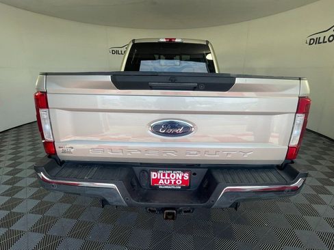 Used 2017 Ford F250 Lariat w/ Lariat Ultimate Package image 5