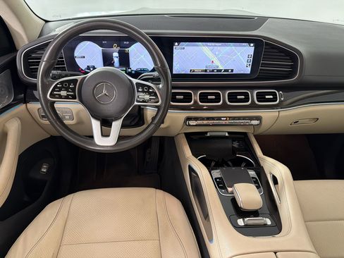 Used 2020 Mercedes-Benz GLS 450 4MATIC image 27
