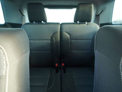 Used 2023 GMC Acadia SLE w/ Driver Convenience Package image 27