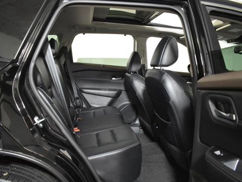 Used 2023 Nissan Rogue SL w/ SL Premium Package AWD/4WD image 34