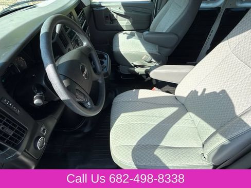 Used 2011 GMC Savana 1500 RWD image 11