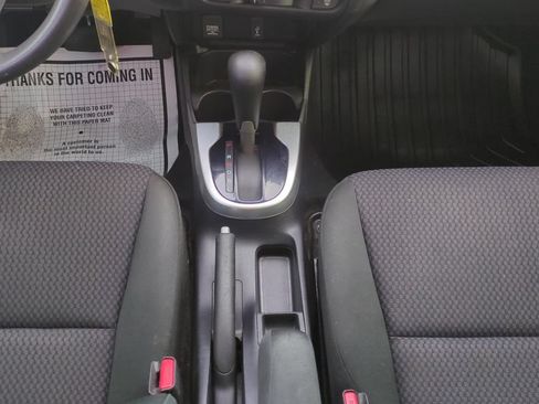 Used 2020 Honda Fit LX image 15