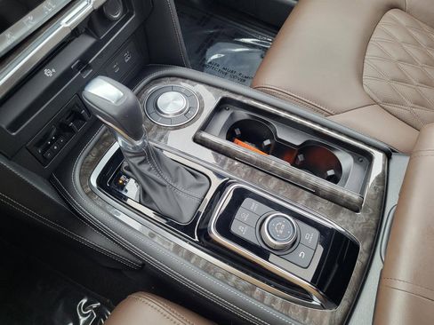 Used 2022 Nissan Armada Platinum w/ Captain's Chairs Package image 24