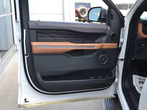 Certified 2024 Ford Expedition Platinum AWD/4WD image 14