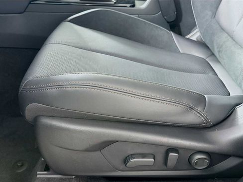 New 2026 Subaru Forester Touring image 18