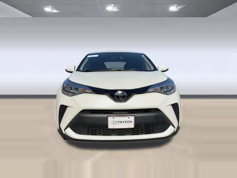 Used 2021 Toyota C-HR LE image 5