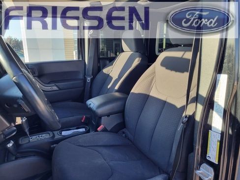 Used 2013 Jeep Wrangler Unlimited Sport image 12