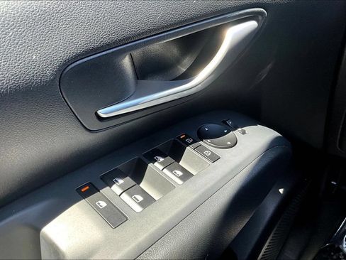 Used 2025 Hyundai Tucson SEL FWD image 16