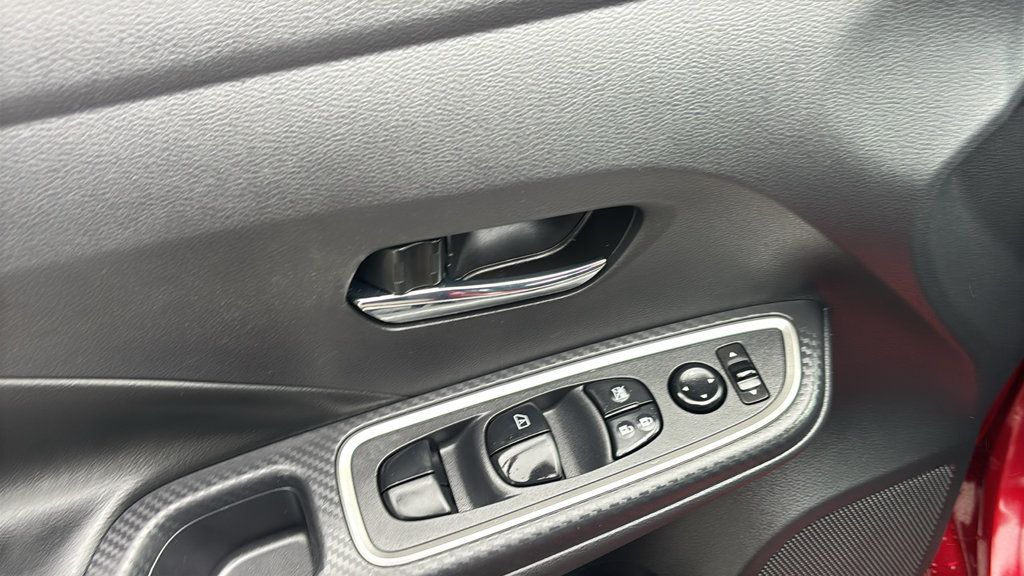 Used 2025 Nissan Versa SR w/ Trunk Package FWD image 12