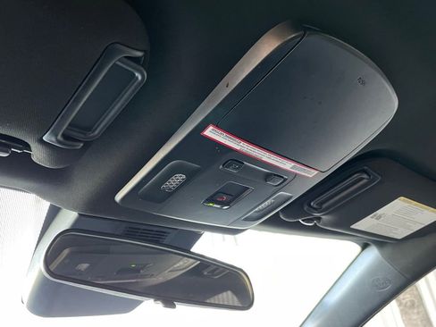 Used 2025 Toyota Camry SE image 21