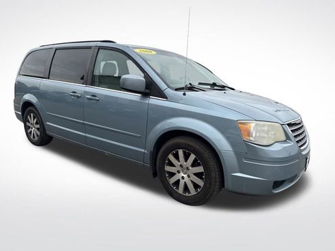 Used 2008 Chrysler Town & Country Touring FWD image 7