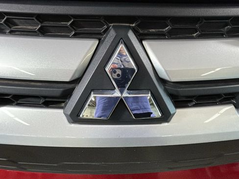 Used 2025 Mitsubishi Outlander Sport ES AWD/4WD image 8